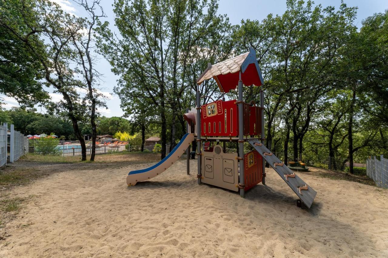 מלון Crayssac Camping Les Reflets Du Quercy מראה חיצוני תמונה