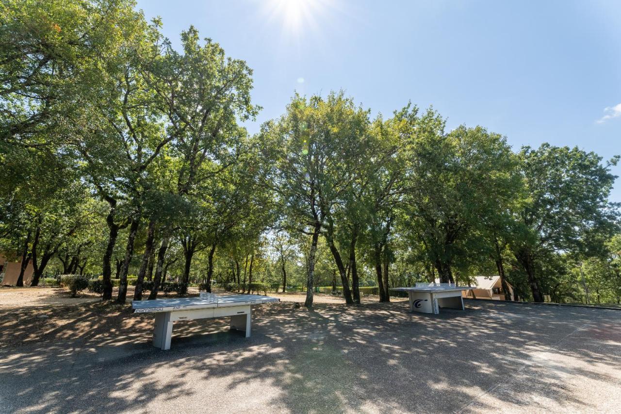 מלון Crayssac Camping Les Reflets Du Quercy מראה חיצוני תמונה