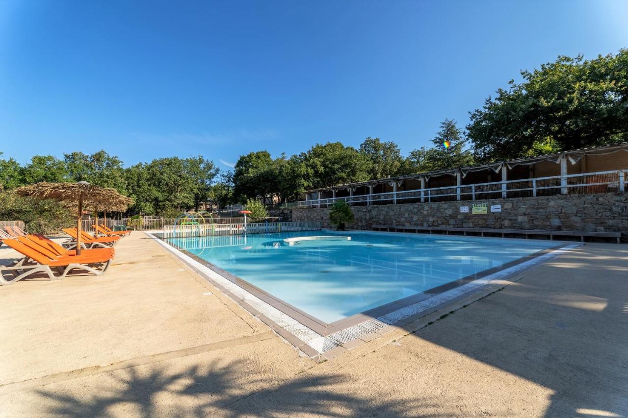 מלון Crayssac Camping Les Reflets Du Quercy מראה חיצוני תמונה
