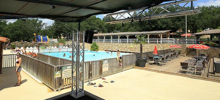 מלון Crayssac Camping Les Reflets Du Quercy מראה חיצוני תמונה