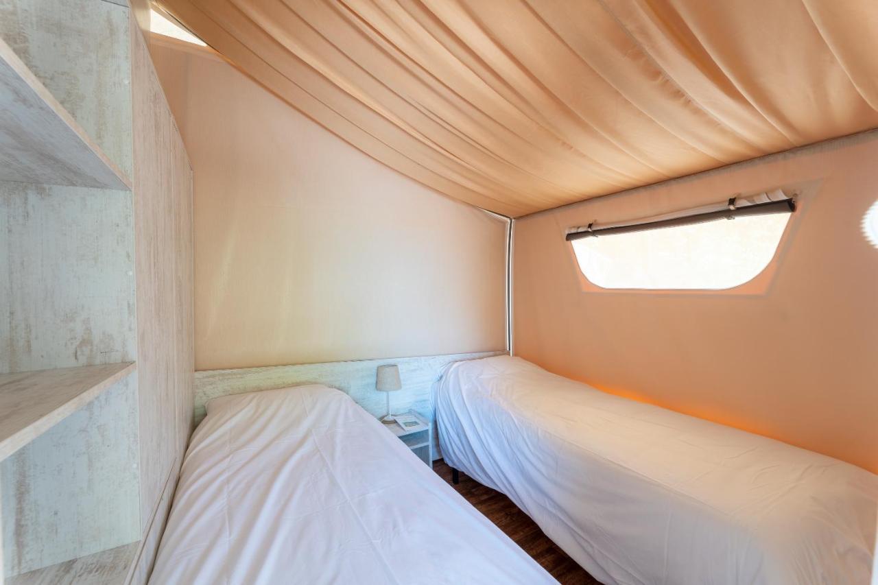 מלון Crayssac Camping Les Reflets Du Quercy מראה חיצוני תמונה