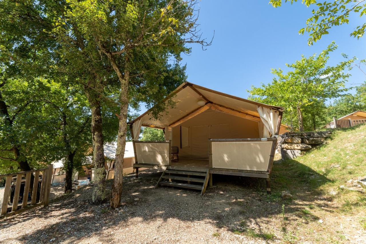 מלון Crayssac Camping Les Reflets Du Quercy מראה חיצוני תמונה