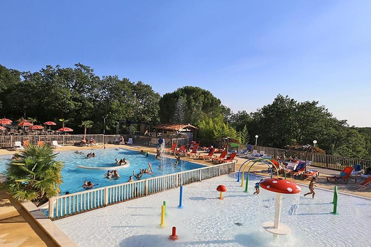 מלון Crayssac Camping Les Reflets Du Quercy מראה חיצוני תמונה