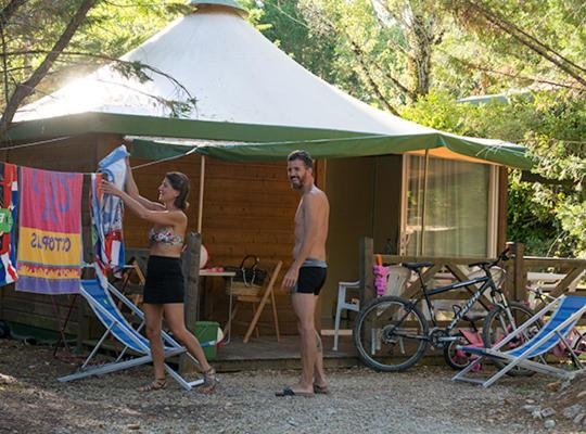 מלון Crayssac Camping Les Reflets Du Quercy מראה חיצוני תמונה